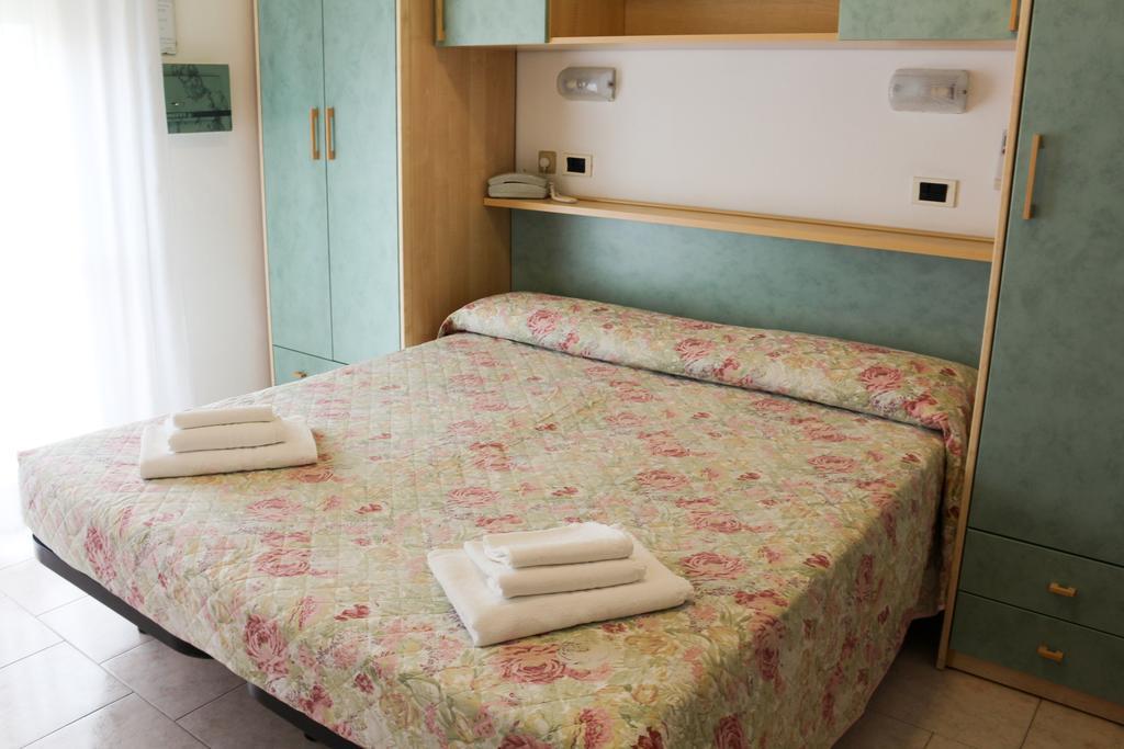 Hotel Buda Bellaria-Igea Marina Zewnętrze zdjęcie