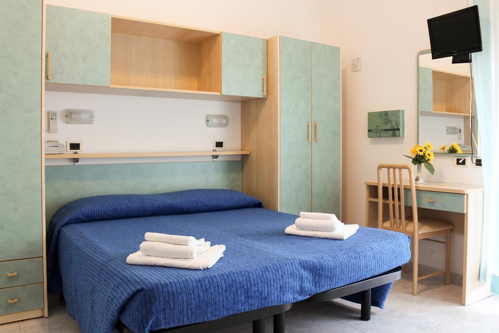 Hotel Buda Bellaria-Igea Marina Zewnętrze zdjęcie