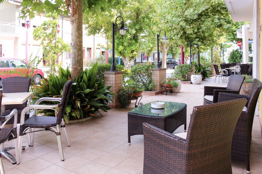 Hotel Buda Bellaria-Igea Marina Zewnętrze zdjęcie